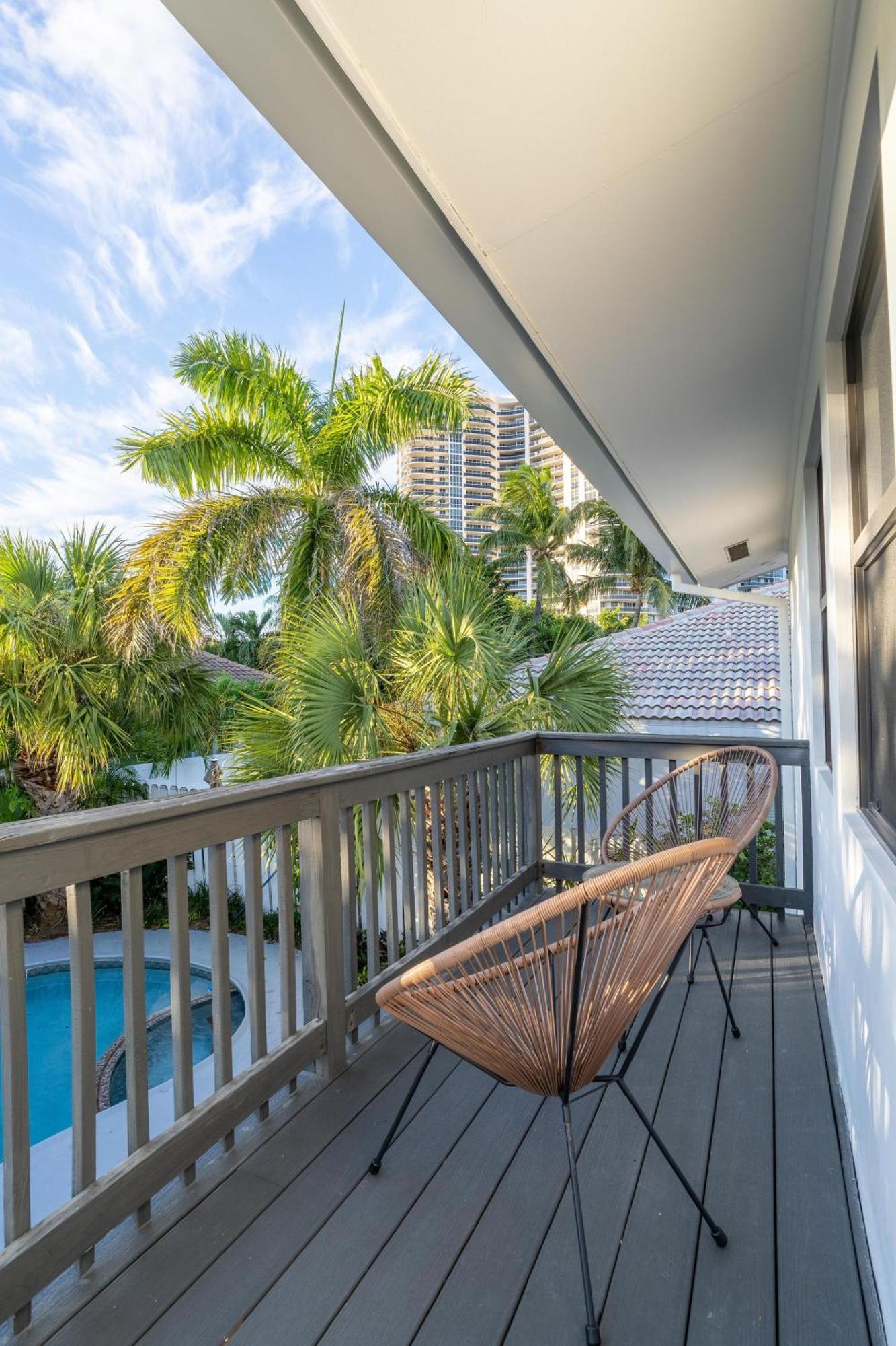4 Bed/4,5 Bath Beach House Fort Lauderdale Exteriör bild